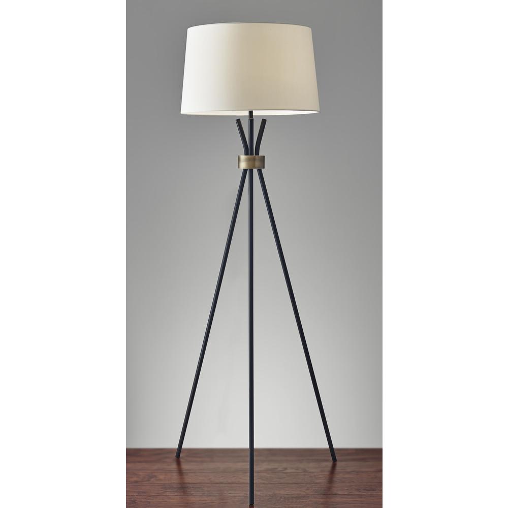 Benson Floor Lamp. Picture 2
