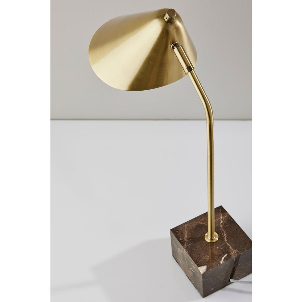 Hawthorne Desk Lamp. Picture 3