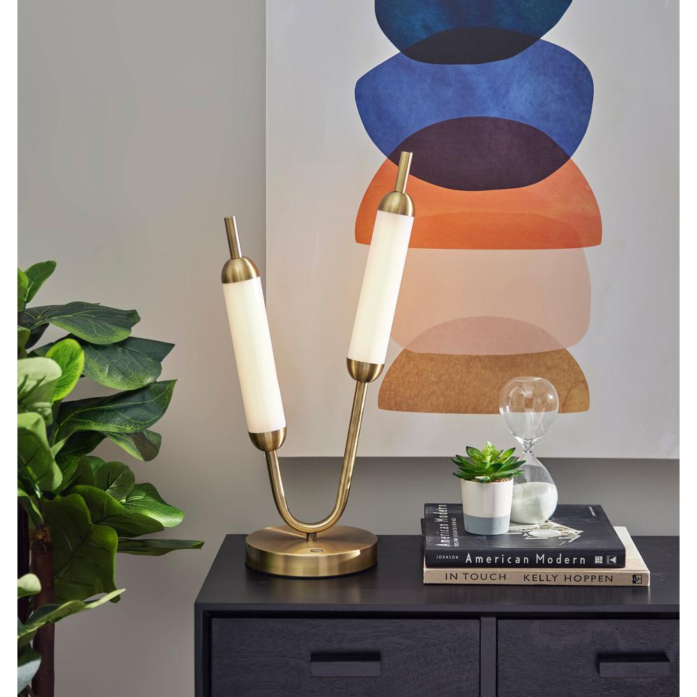 Pierce LED Table Lamp. Picture 2
