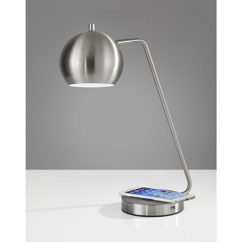 Emerson AdessoCharge
Desk Lamp. Picture 3
