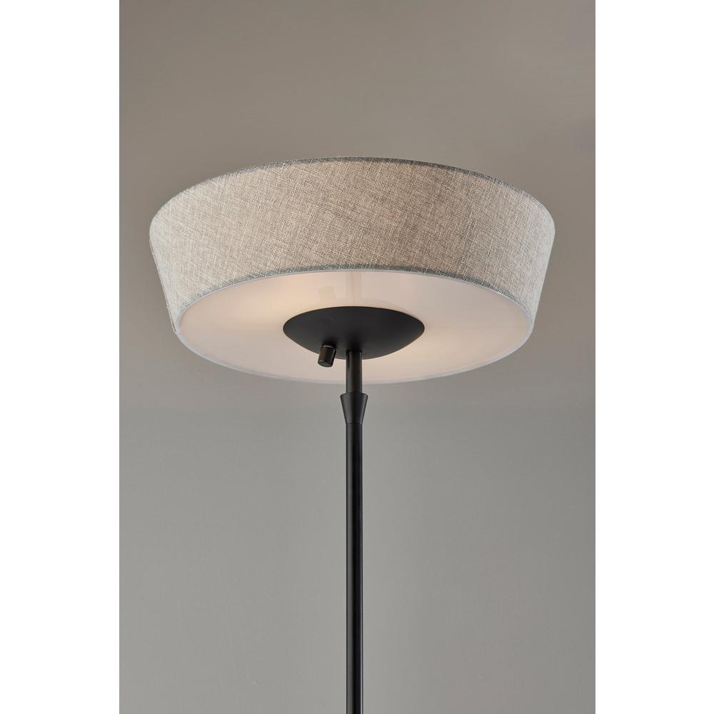 Harper 300W Floor Lamp. Picture 4