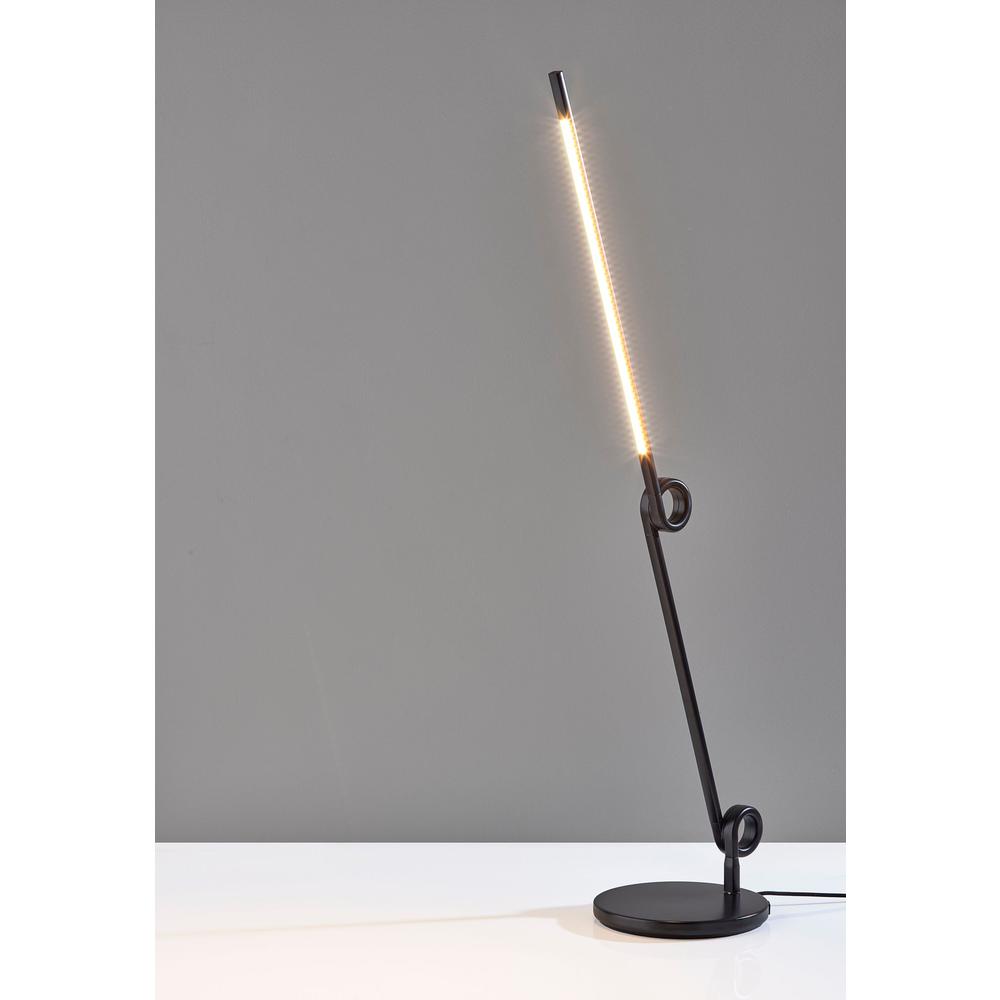 Knot LED Desk Lamp. Picture 5