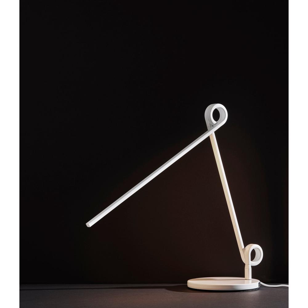 Knot LED Desk Lamp. Picture 7