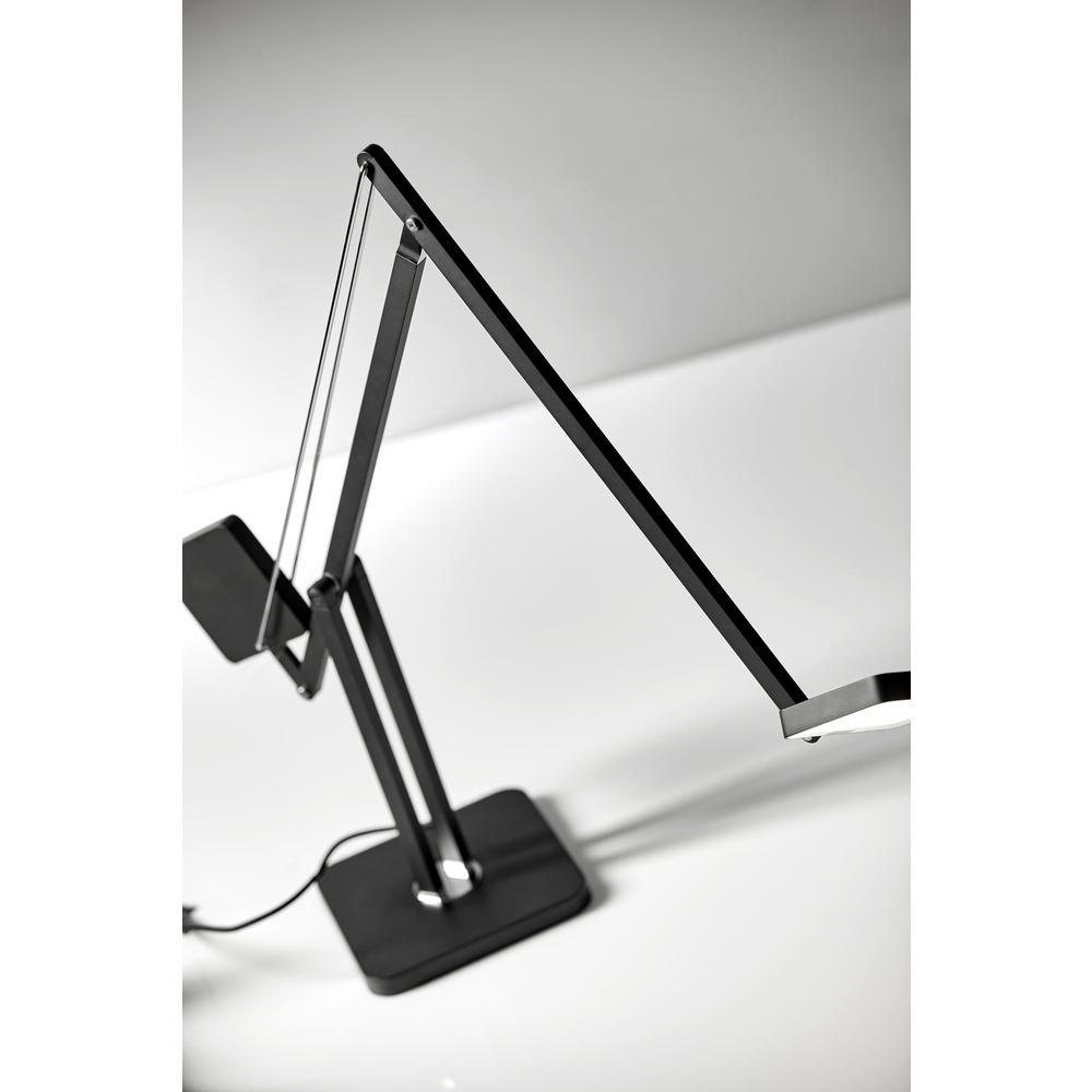 ADS360 Cooper LED Desk Lamp. Picture 10
