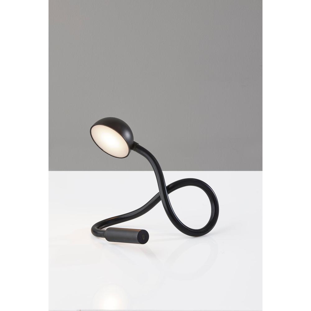 Cobra LED Desk Lamp. Picture 3