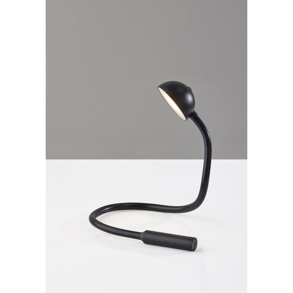 Cobra LED Desk Lamp. Picture 5