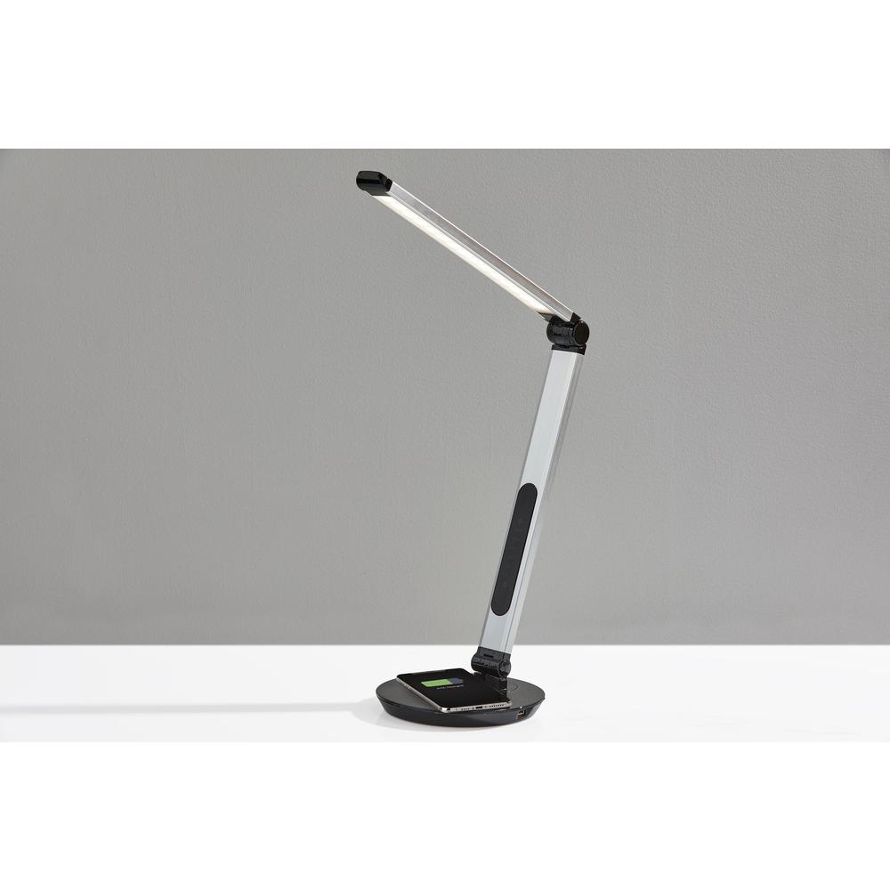 Rodney LED AdessoCharge Wireless Charging Multi-Function Desk Lamp. Picture 10