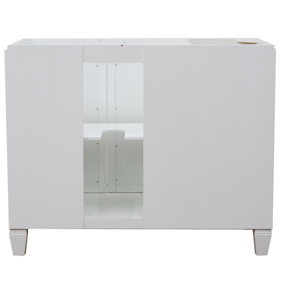 Single vanity in White with White quartz and oval sink. Picture 10