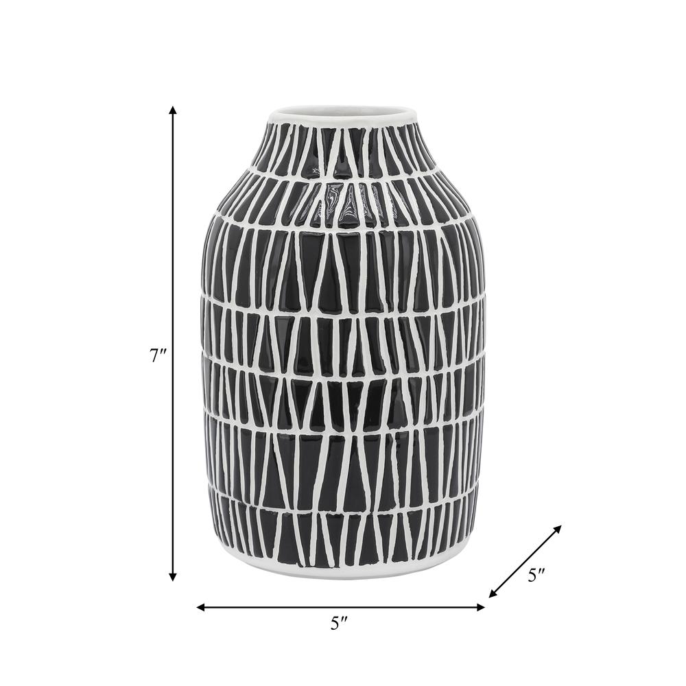Cer, 7" Tribal Vase, Black. Picture 8