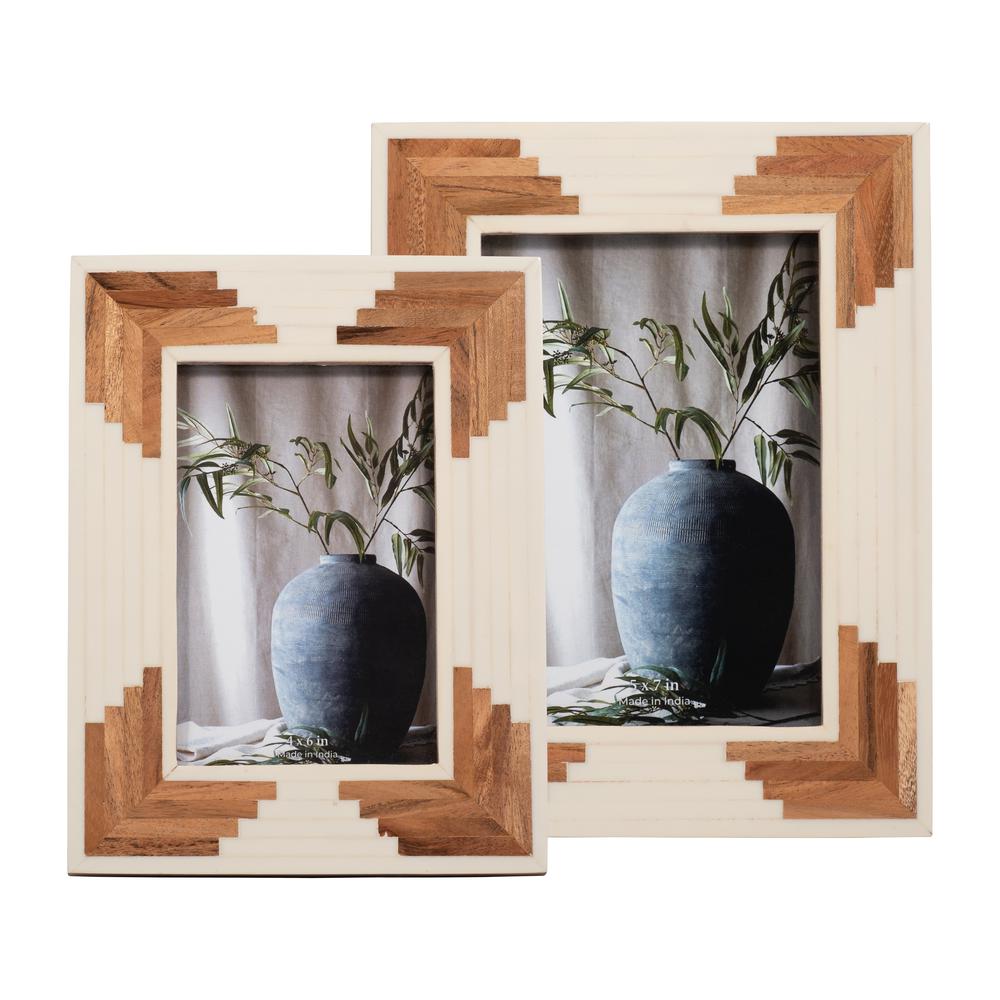 Resin, 5x7 Cascading Wood Photo Frame, White. Picture 6