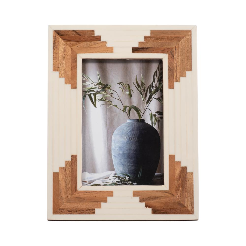 Resin, 4x6 Cascading Wood Photo Frame, White. Picture 1