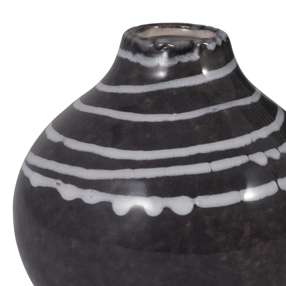 Cer, 5" Primeval Vase, Black. Picture 4
