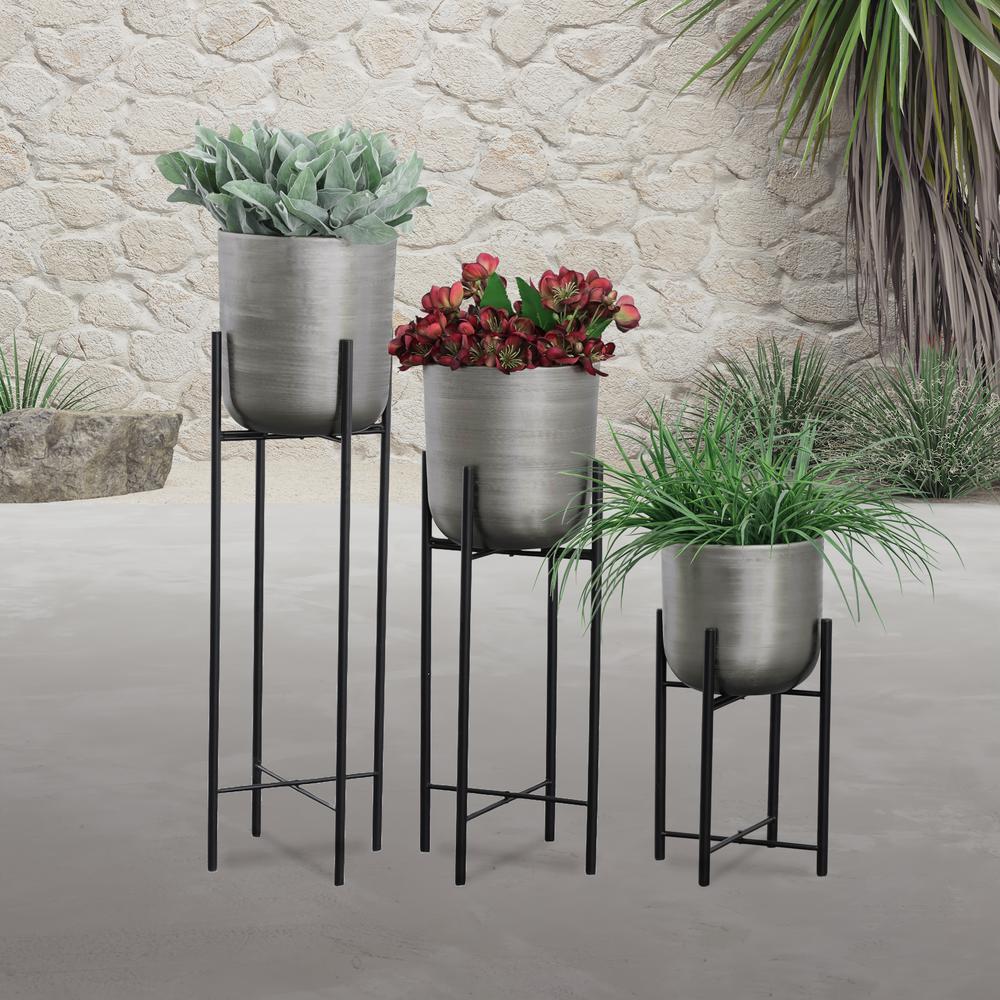 S/3 Metal Planters On Stand 40/30/20"h, Silver/blk. Picture 9
