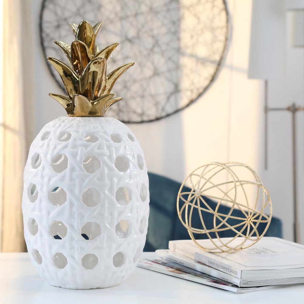Ceramic 16" Lattice Weave Pineapple, White / Gold. Picture 4