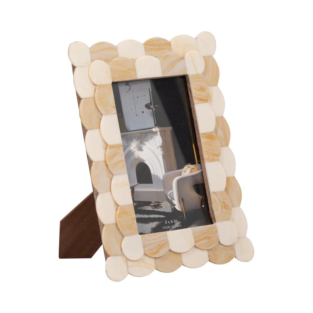 Resin, 4x6 2-tone Scalloped Photo Frame, Ivory. Picture 2