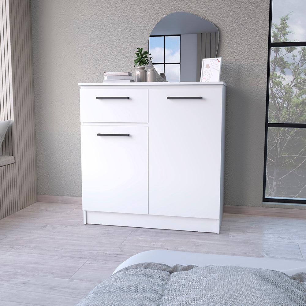Clarion Dresser with 1-Drawer and 2-Door. Picture 4