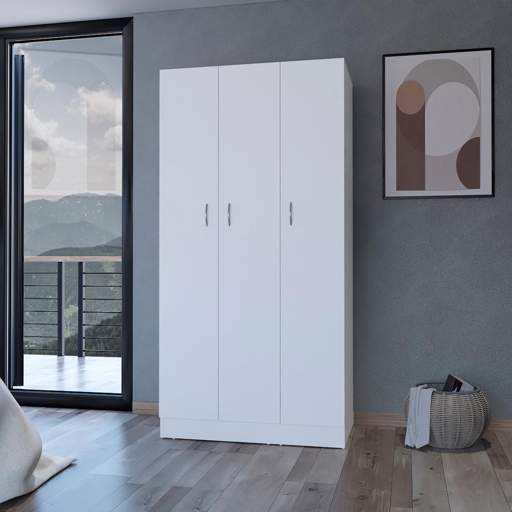 Casper Wardrobe with 2-Drawers, Hanging Rod and 3-Doors. Picture 4