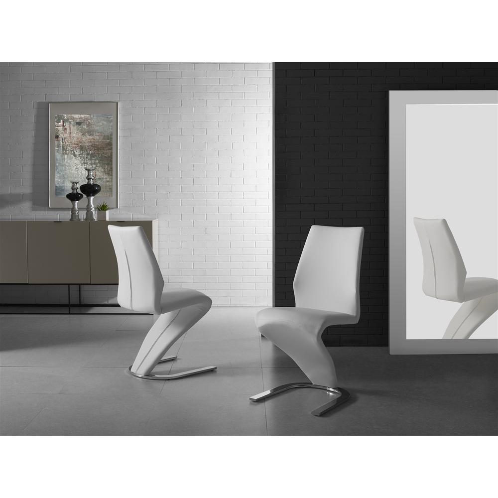 Boulevard Set of 2 dining chair in white pu leather.. Picture 4