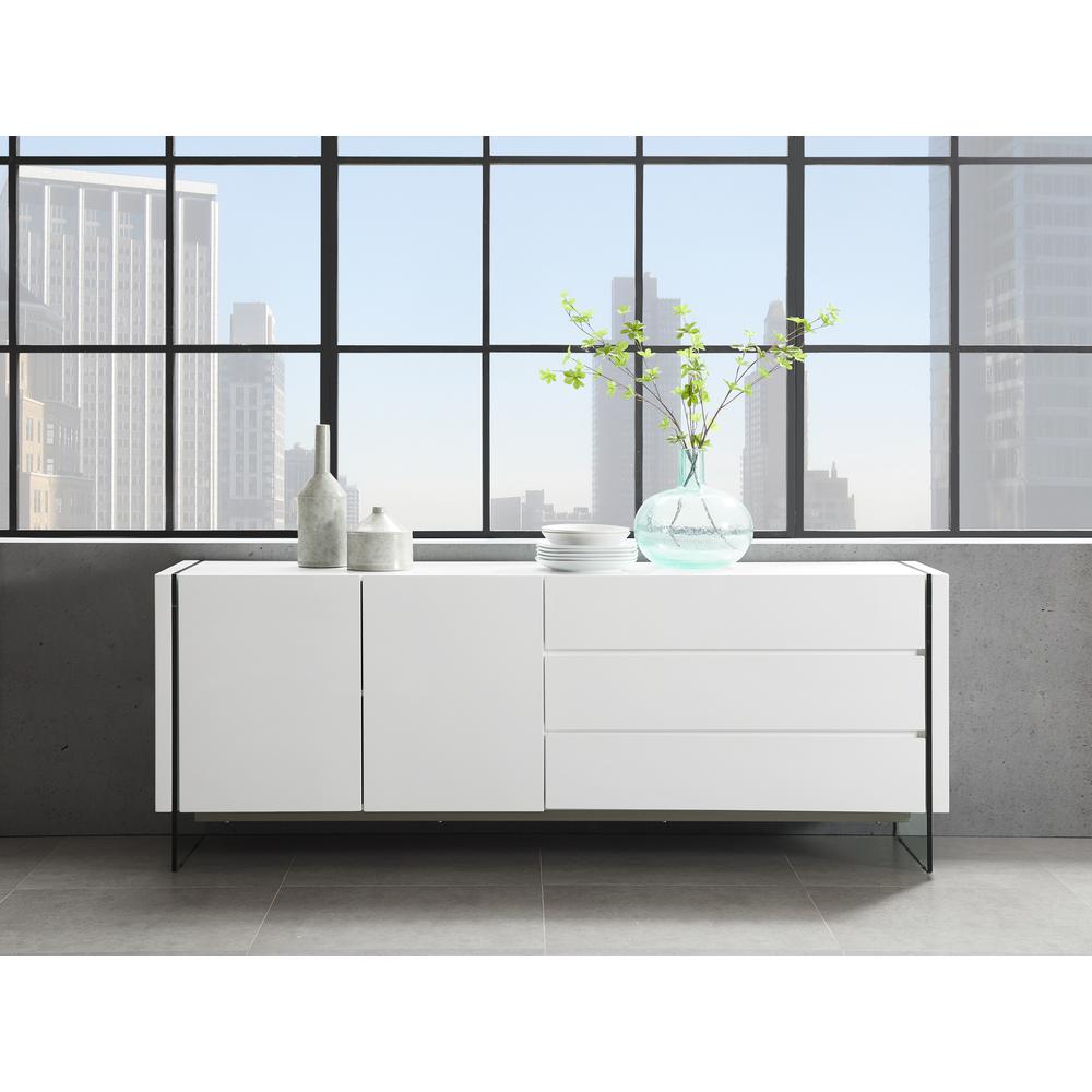 Il Vetro buffet in white high gloss with storage.. Picture 1