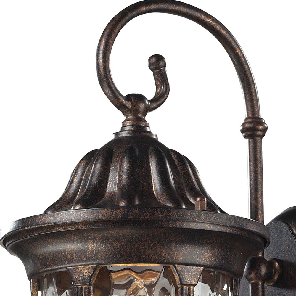 Glendale 1 Light Outdoor Wall Sconce In Regal Bronze. Picture 5
