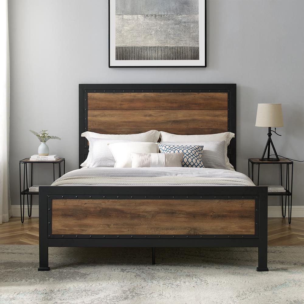 Queen Size Industrial Wood and Metal Bed - Rustic Oak. Picture 7