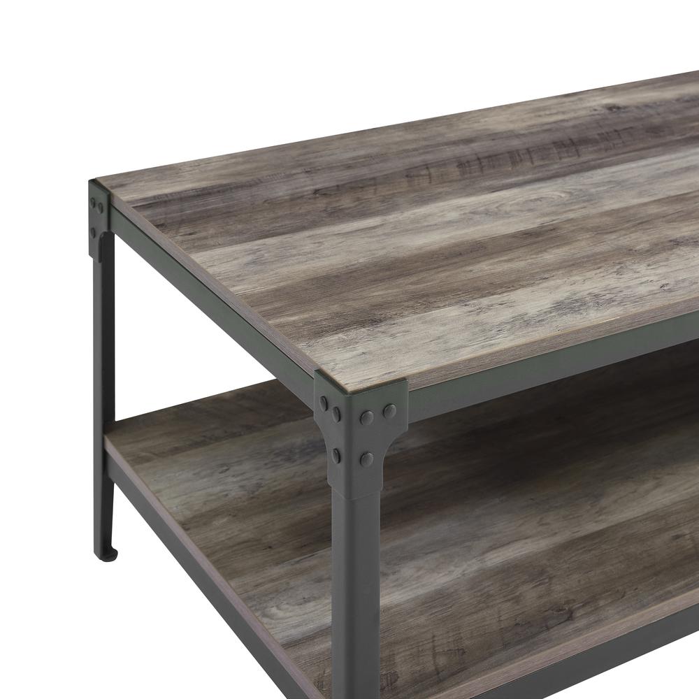 Rustic Wood Coffee Table - Grey Wash. Picture 4