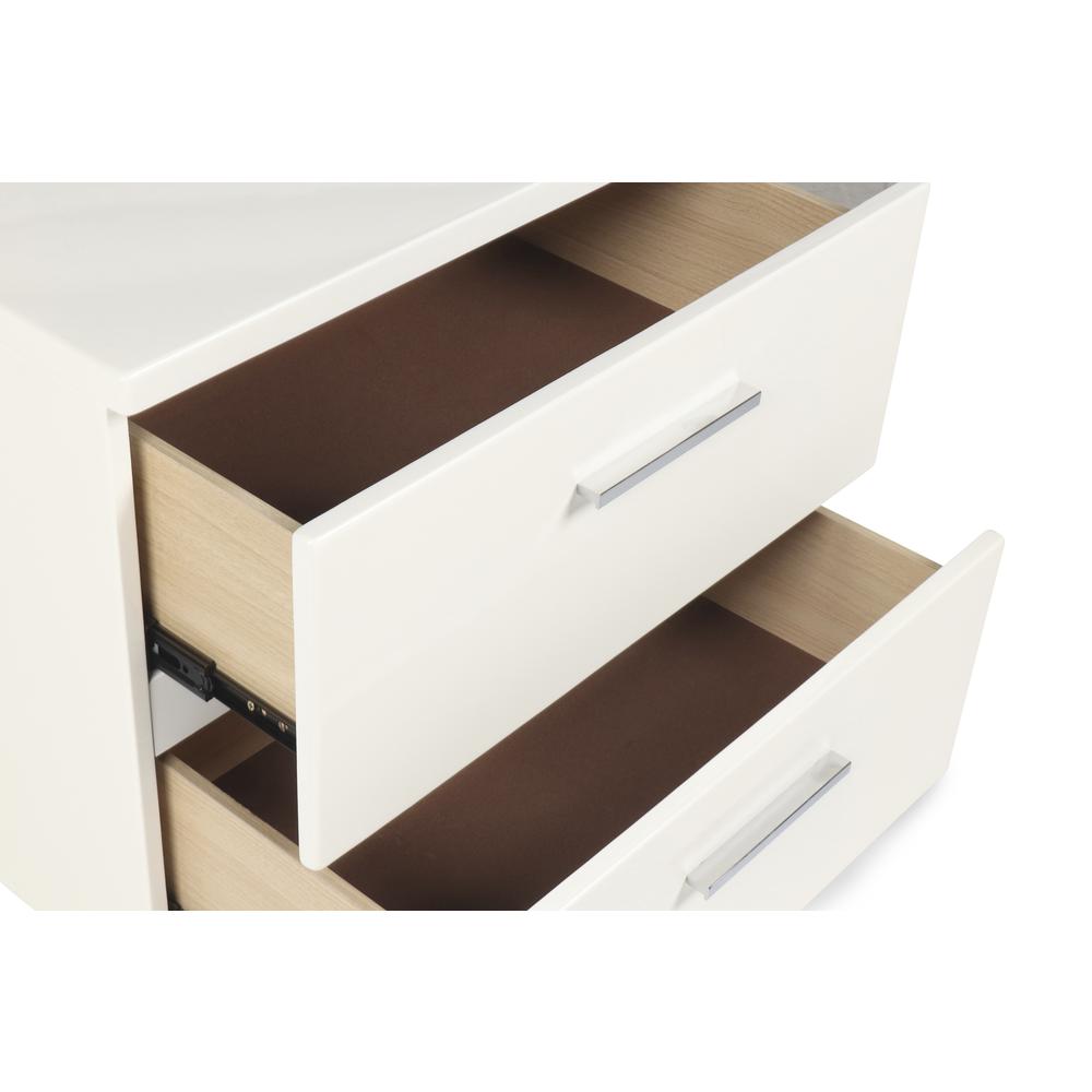 Furniture Sapphire Solid Wood 2-Drawer Nightstand in White. Picture 6