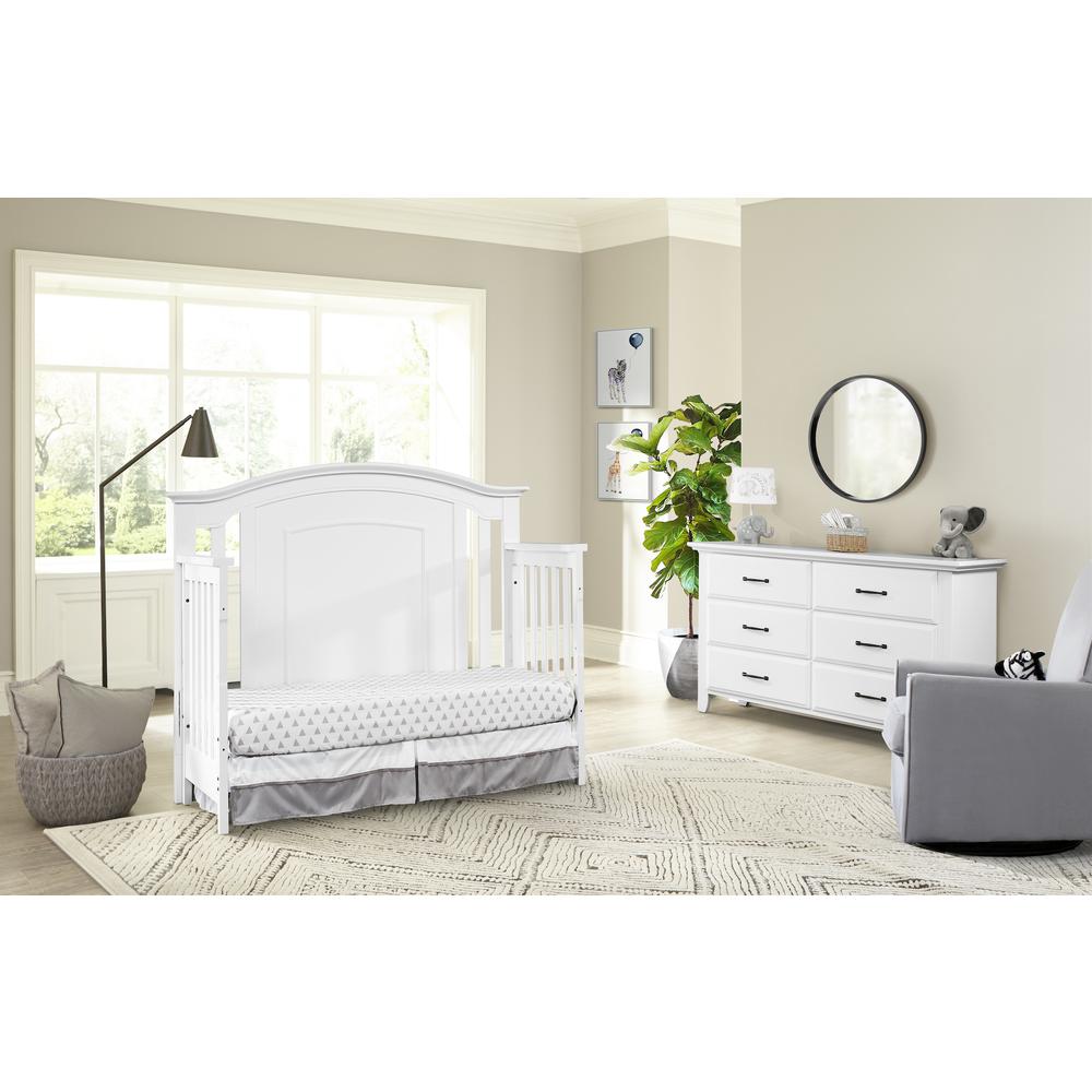 Oxford Baby Willowbrook 4 In 1 Convertible Crib White. Picture 10