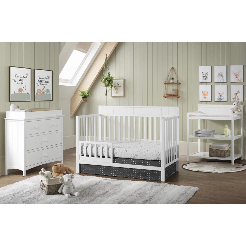 Oxford Baby Logan 4 In 1 Convertible Crib Snow White. Picture 10