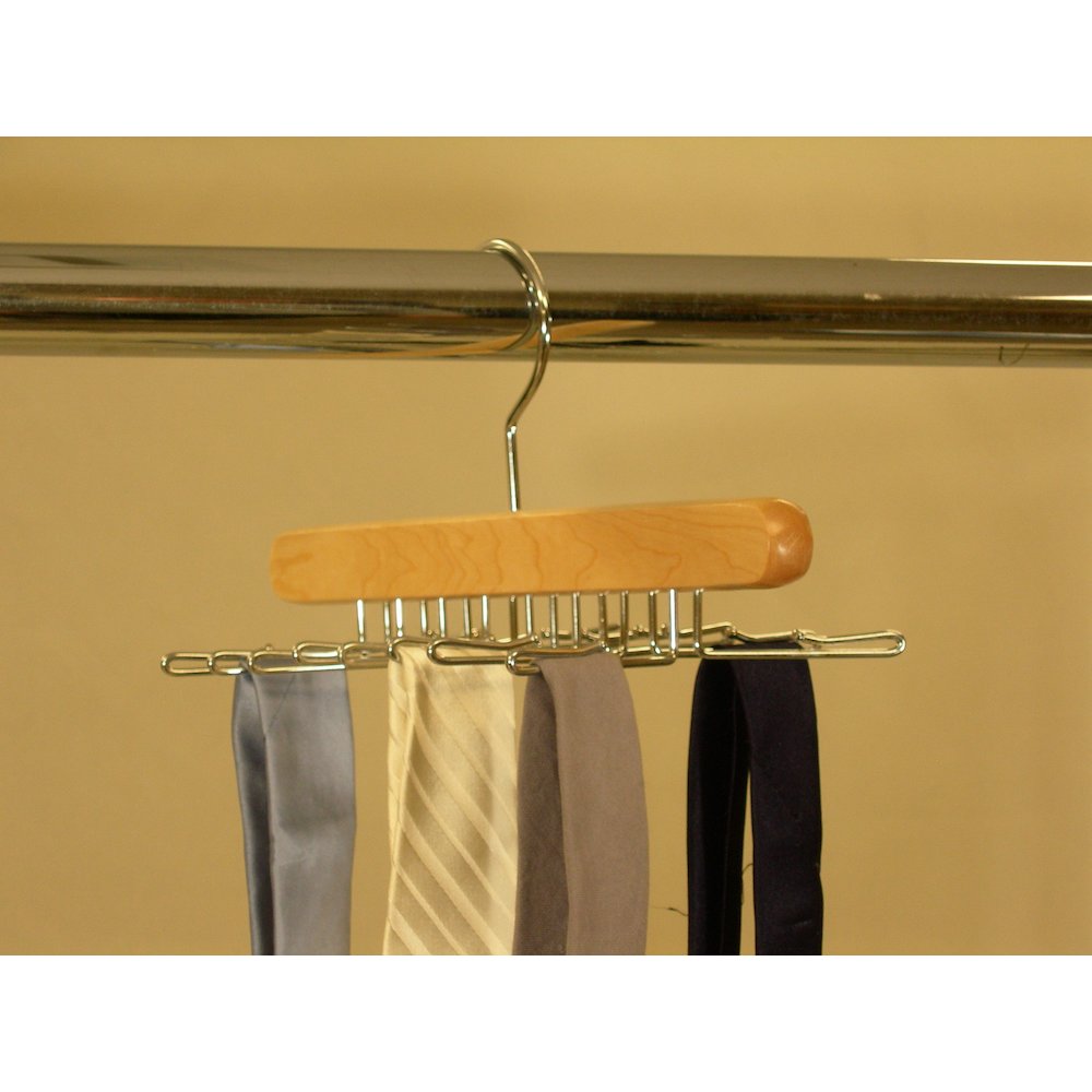 Simplicity Tie Hanger. Picture 2