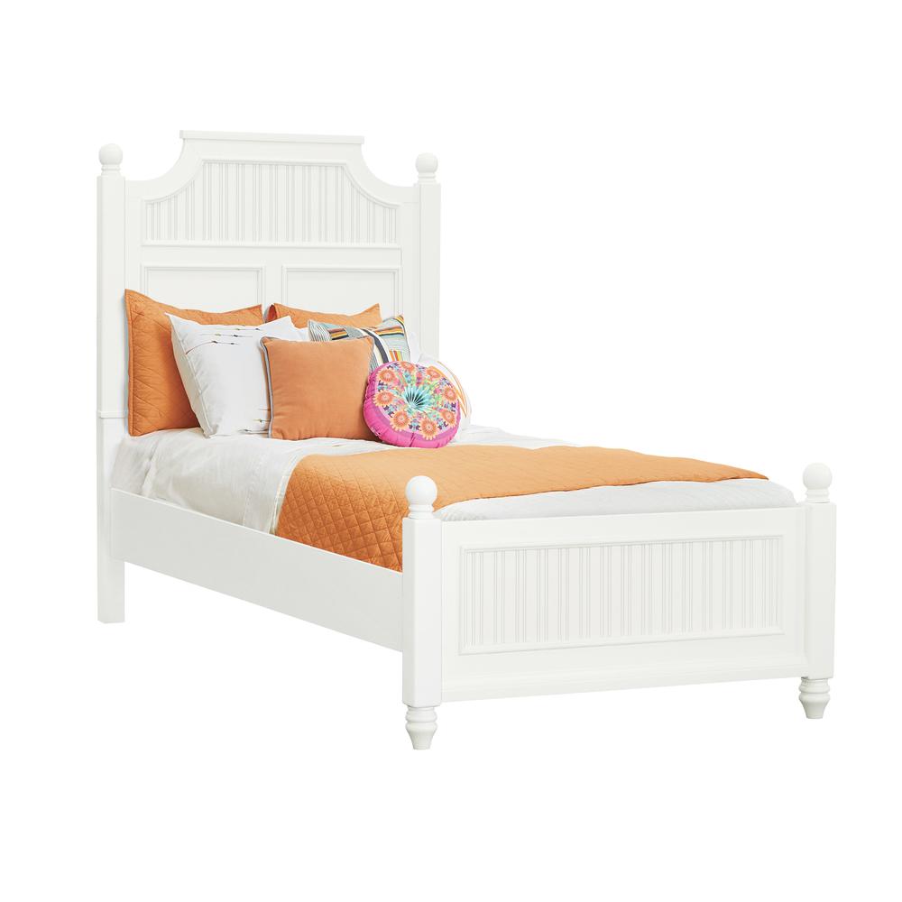 Savannah Twin Poster Bed - White Finish. Picture 2