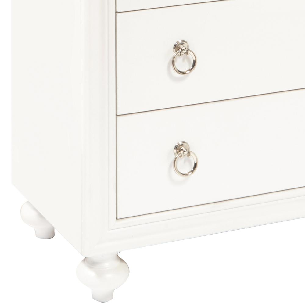 Bella Youth  Six Drawer Chest in White. Picture 6