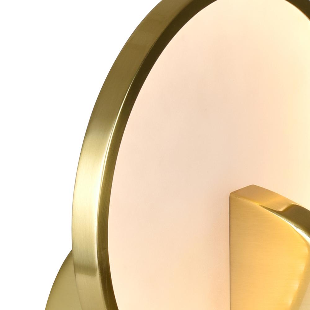 Tranche LED Lamp With Brushed Brass Finish. Picture 4