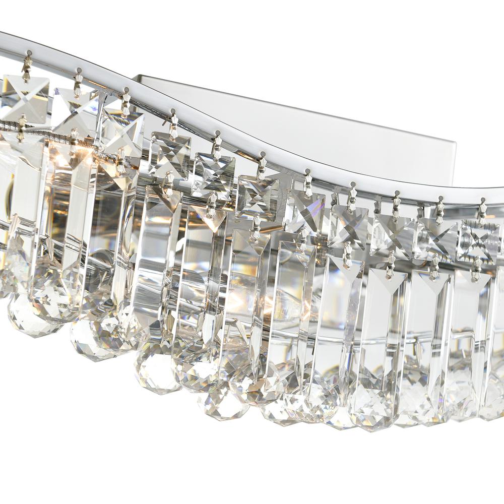 Glamorous 5 Light Vanity Light With Chrome Finish. Picture 4