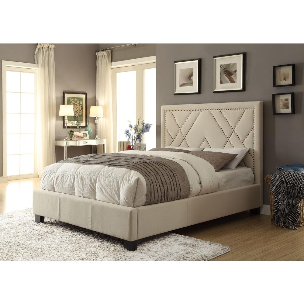 Vienne Nailhead Upholstered Platform Bed in Powder. Picture 1