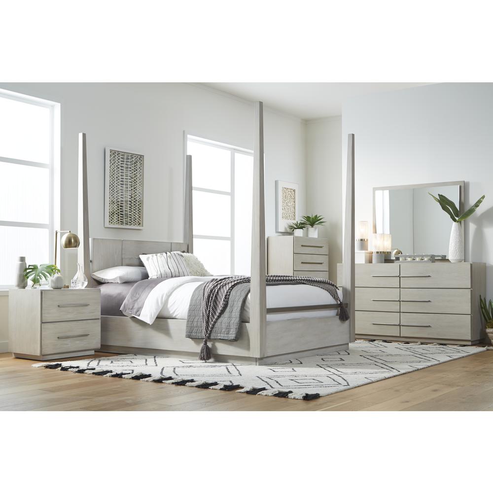 Destination Wood Poster Bed in Cotton Grey. Picture 2