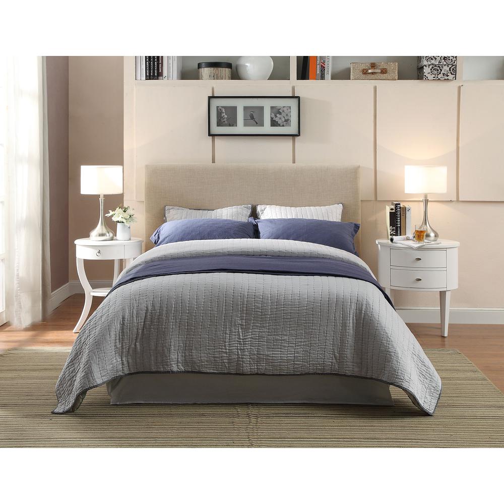 Saint Pierre Upholstered Platform Bed in Toast Linen. Picture 2