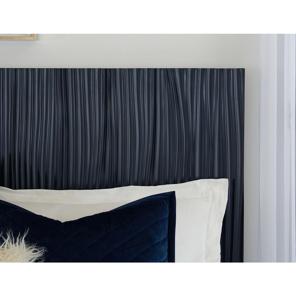 Argento Wave-Patterned Bed in Navy Blue and Burnished Brass. Picture 2