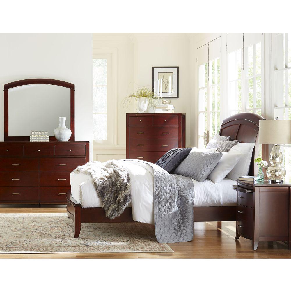 Brighton Wood Sleigh Bed in Cinnamon. Picture 3