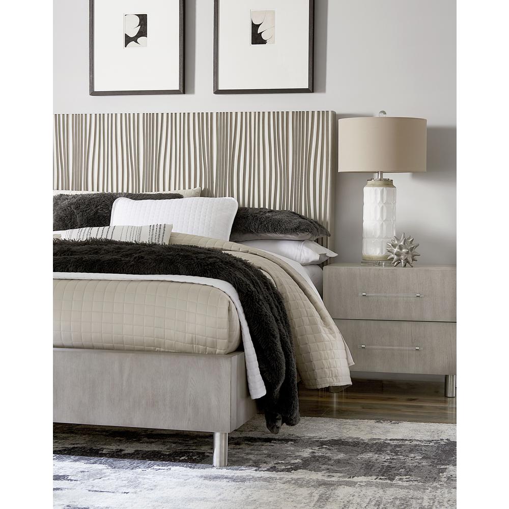 Argento Wave-Patterned Bed in Misty Grey. Picture 3
