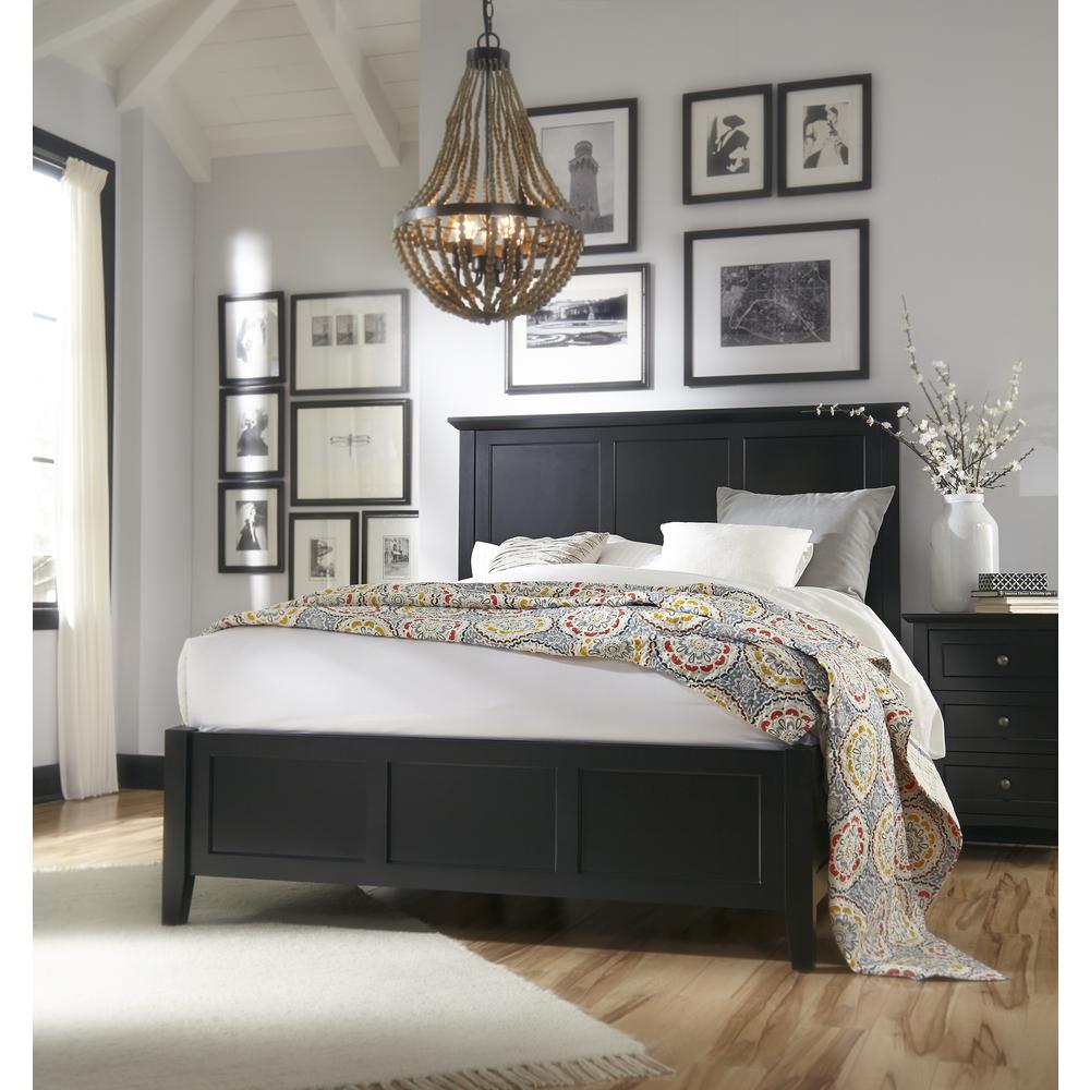 Paragon Wood Panel Bed in Black. Picture 2