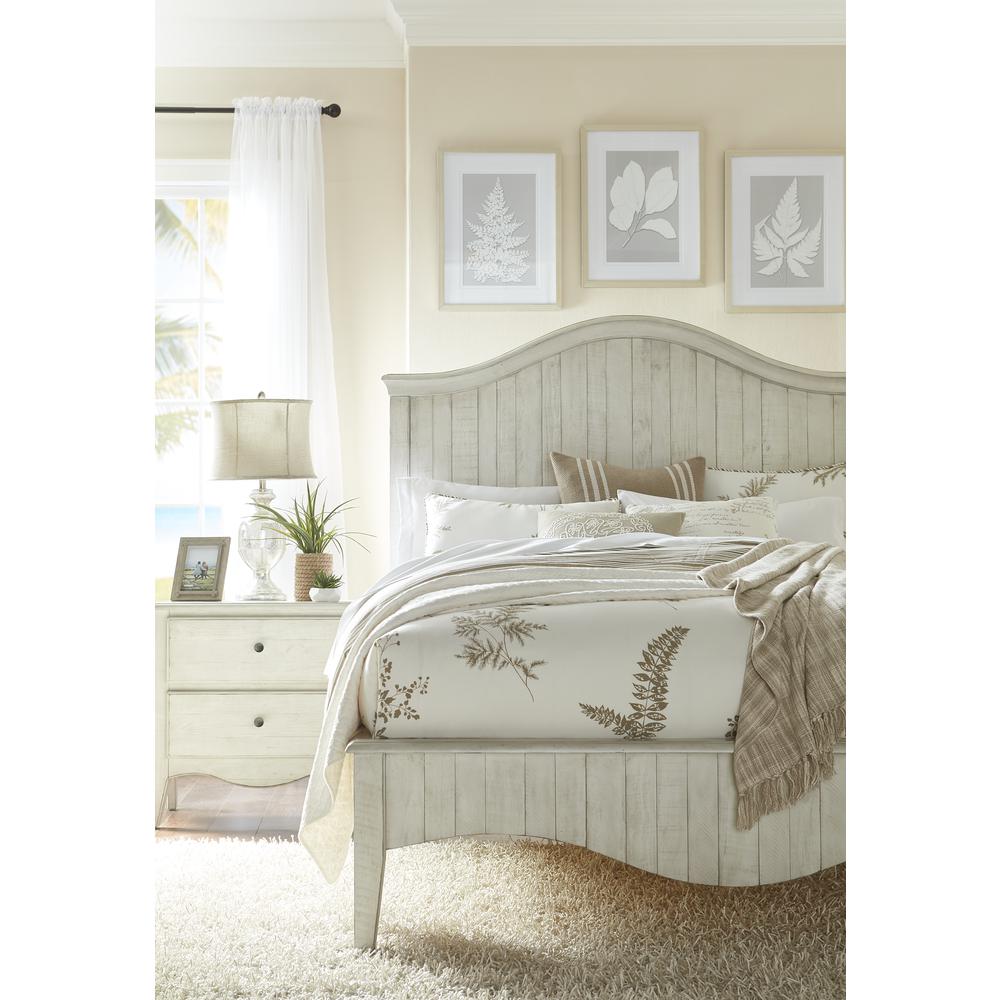 Ella Solid Wood Crown Bed in White Wash. Picture 3