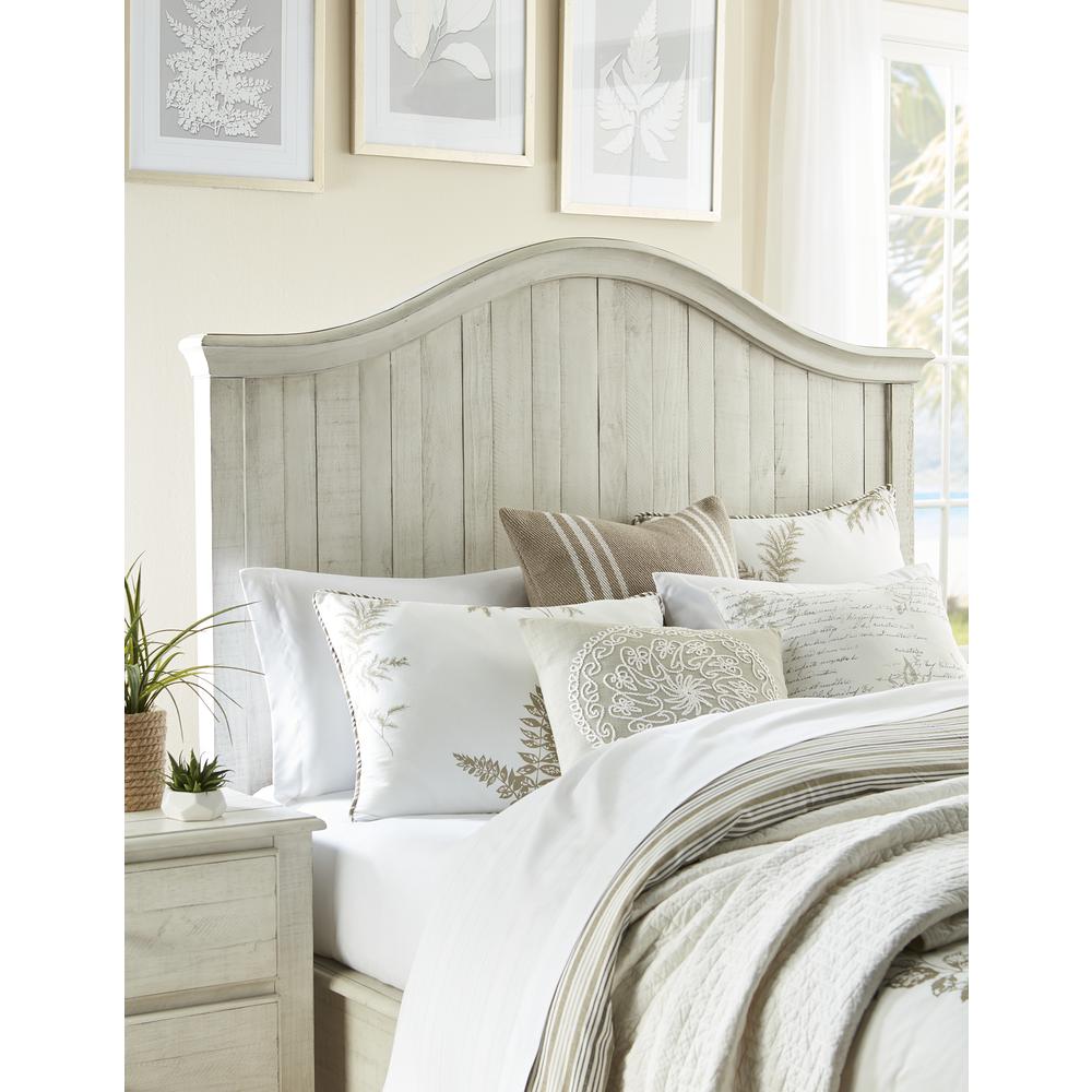 Ella Solid Wood Crown Bed in White Wash. Picture 4