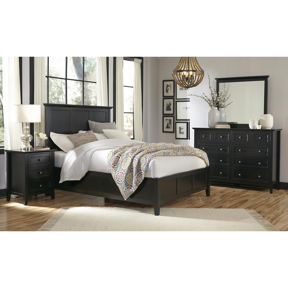 Paragon Wood Panel Bed in Black. Picture 3