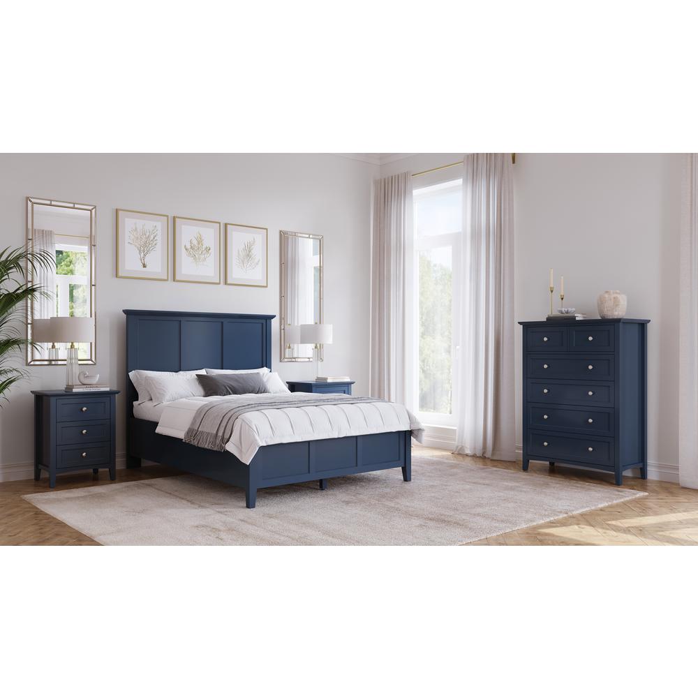 Grace Three Panel Bed in Blueberry. Picture 9