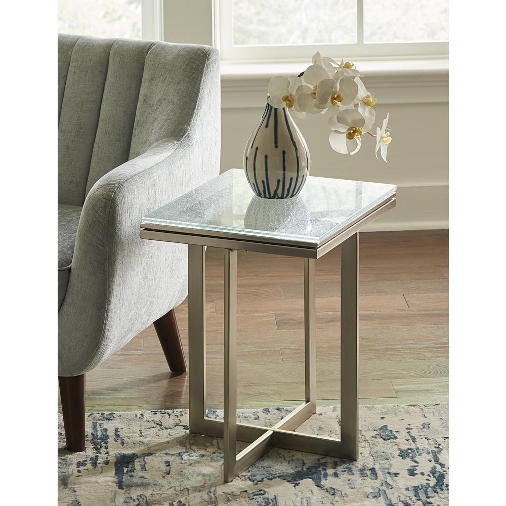 Eliza End Table in Ultra White. Picture 1