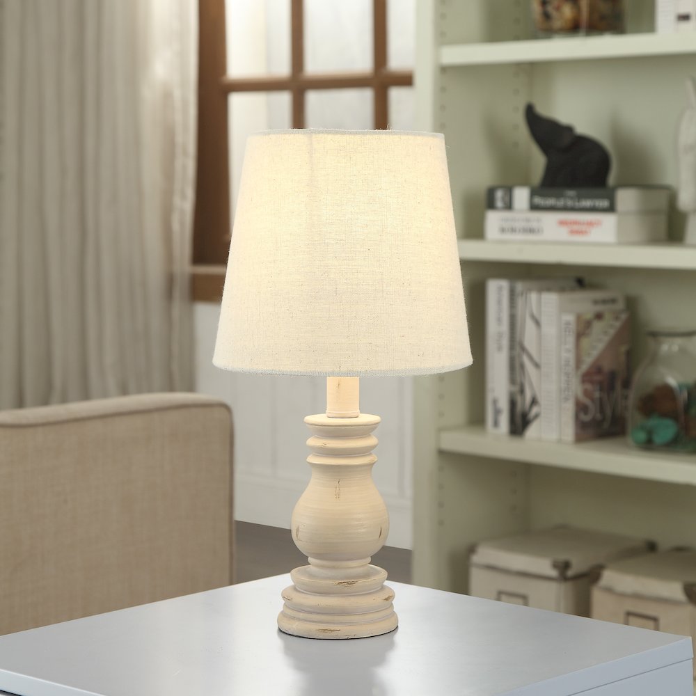 Crestview Collection 15" TH Resin Accent Lamp. Picture 1