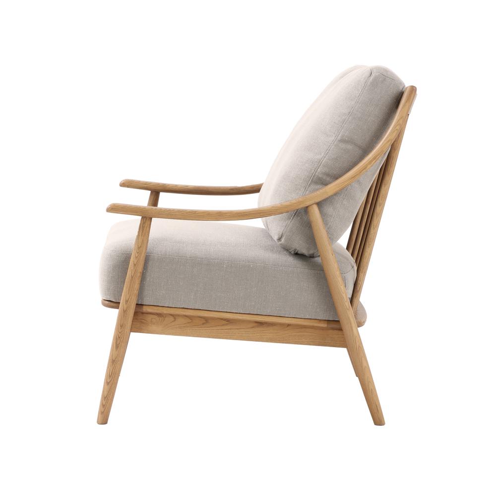 Kinsley Club Chair - Light Linen Cushions / Natural Frame. Picture 3