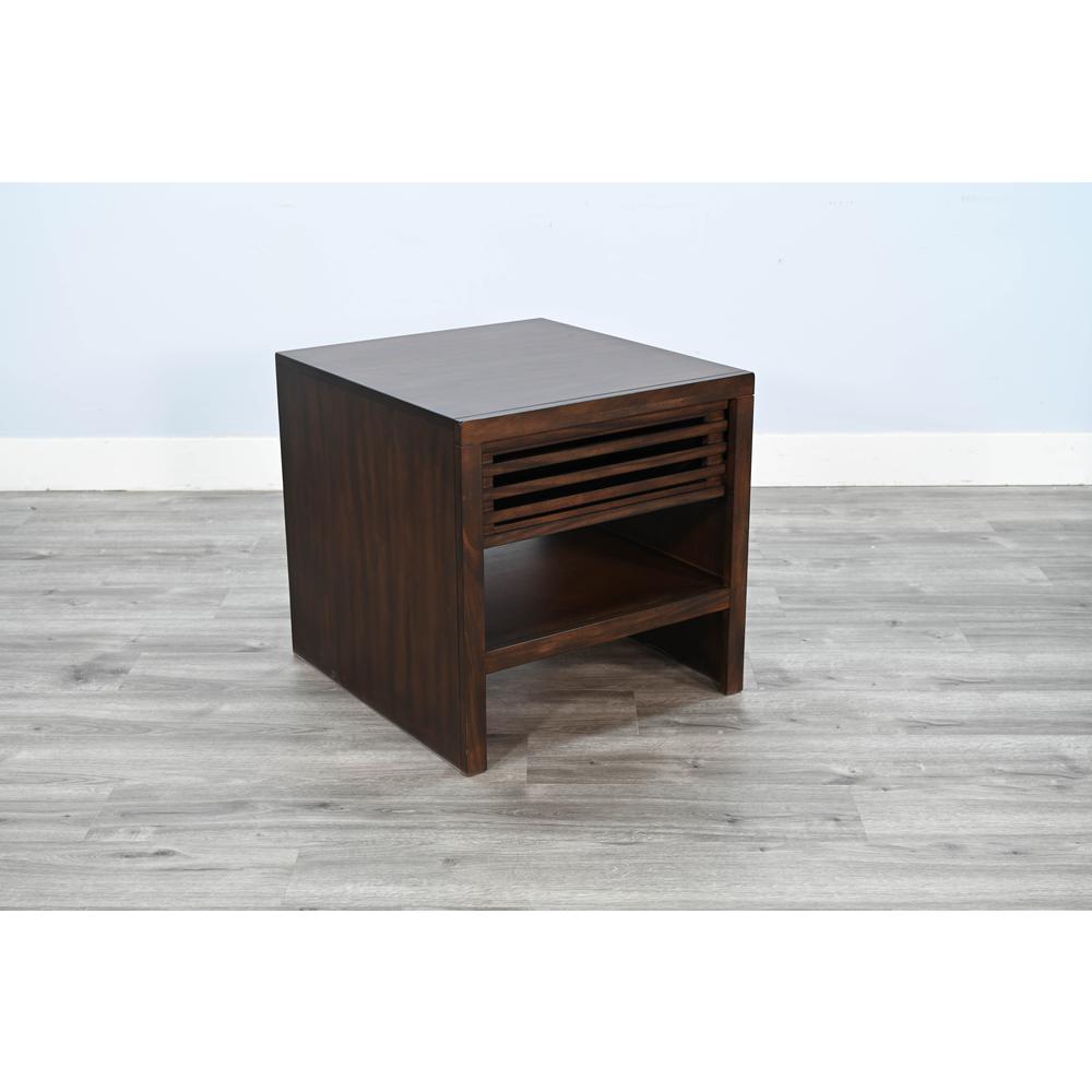 Sunny Designs End Table with Drawer. Picture 1