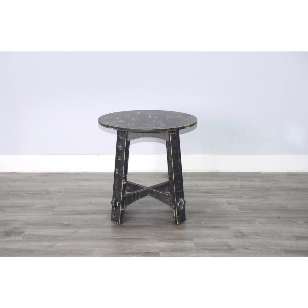 Sunny Designs Marina Farmhouse Mahogany Wood End Table in Black Sand. Picture 4